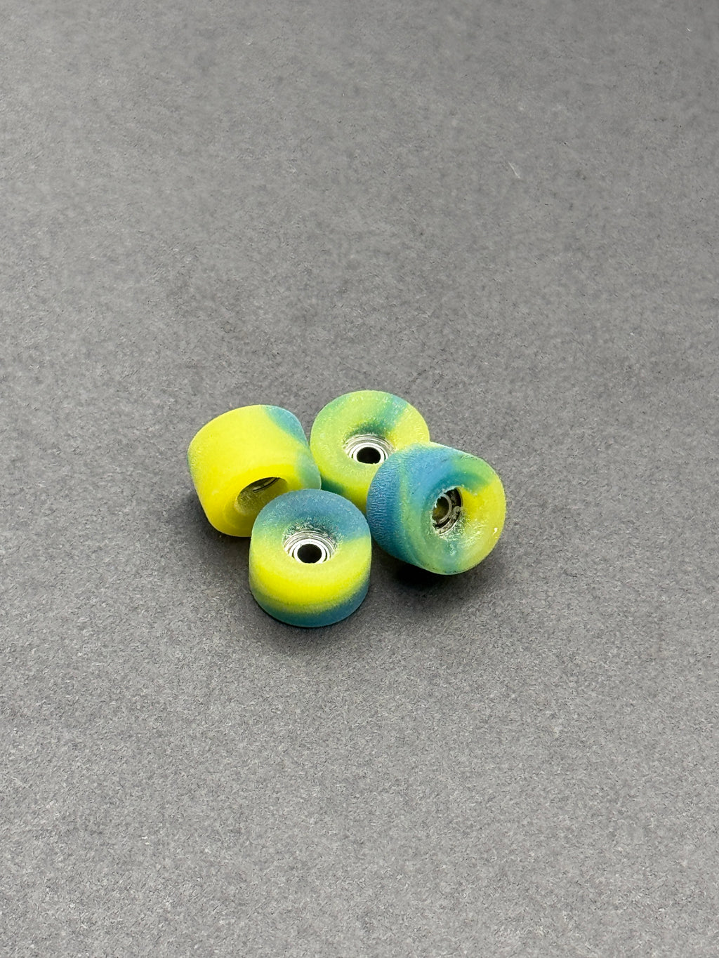 Dudeguy Bowls Sapphire Fly wheels