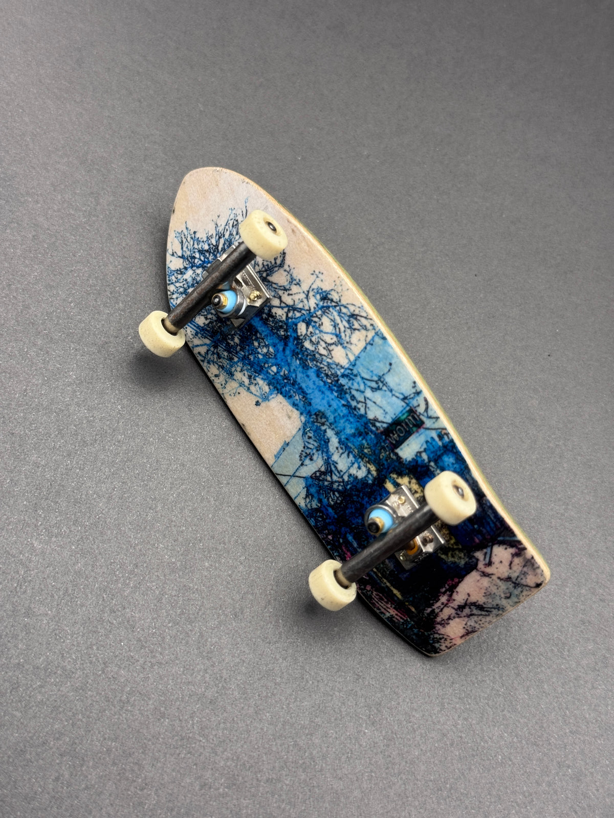 Worm complete fingerboard