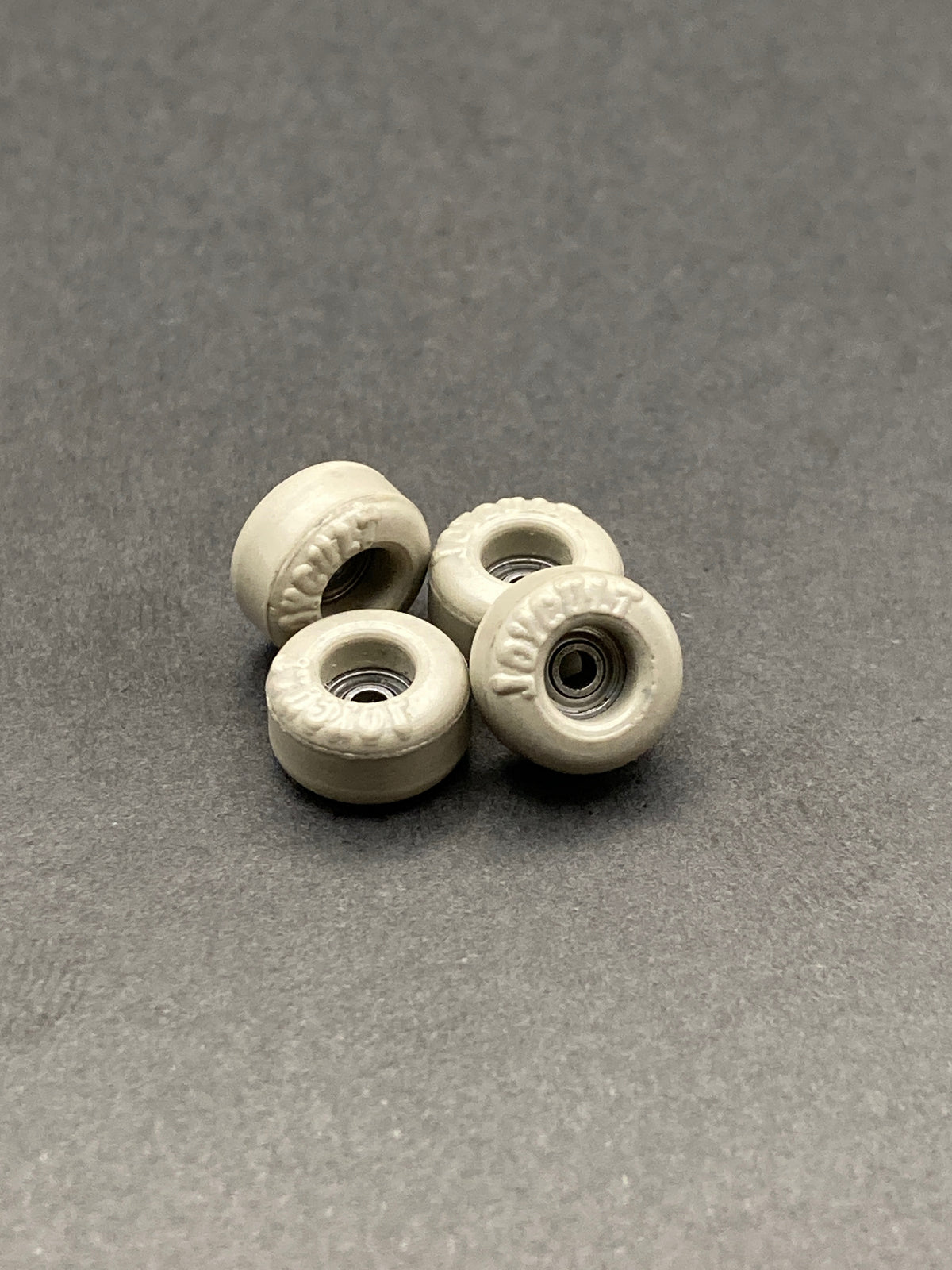 Joycult Classics Taupe wheels