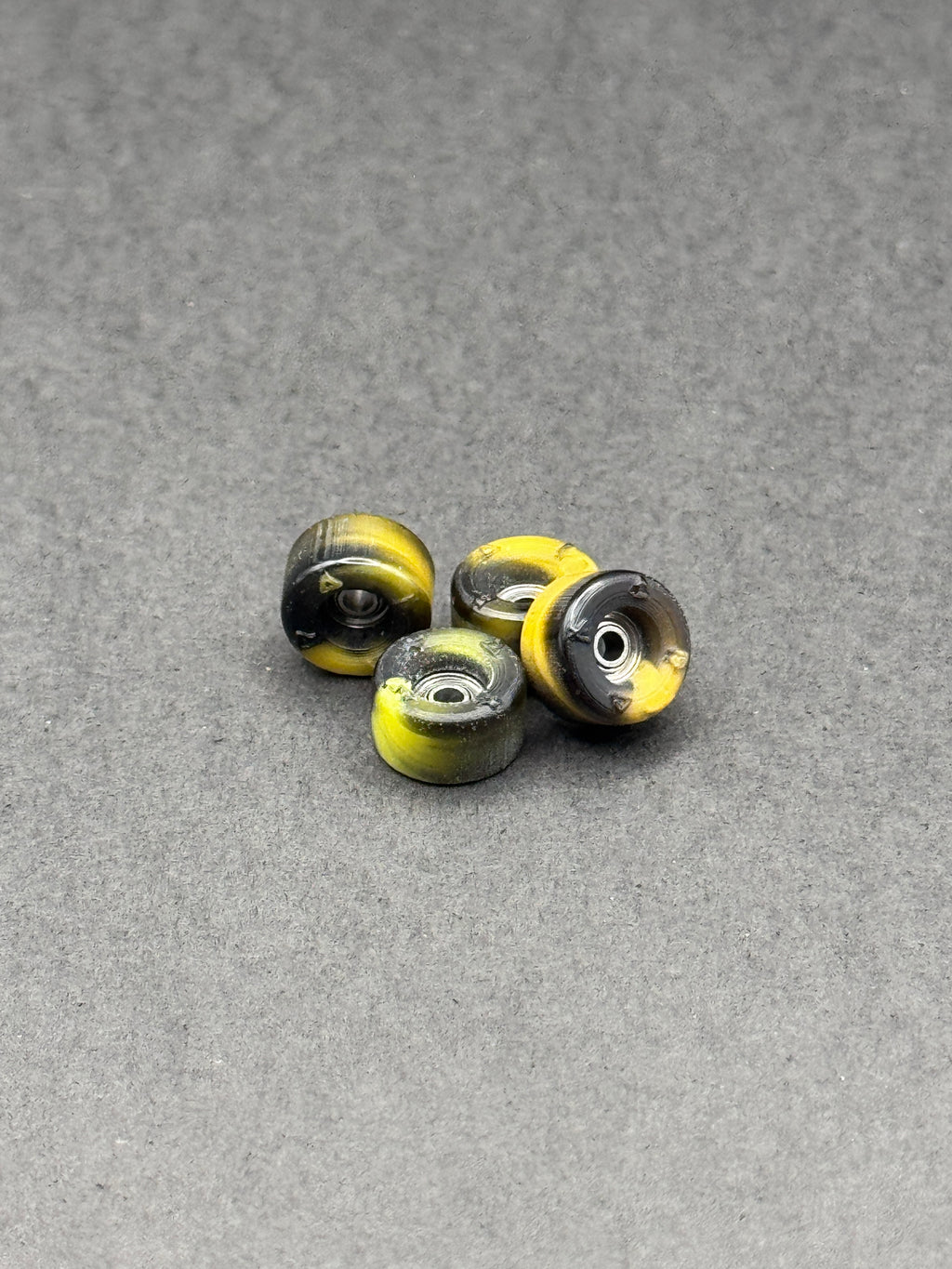 Pipsqueak F2 Conical Spooky Swirls wheels