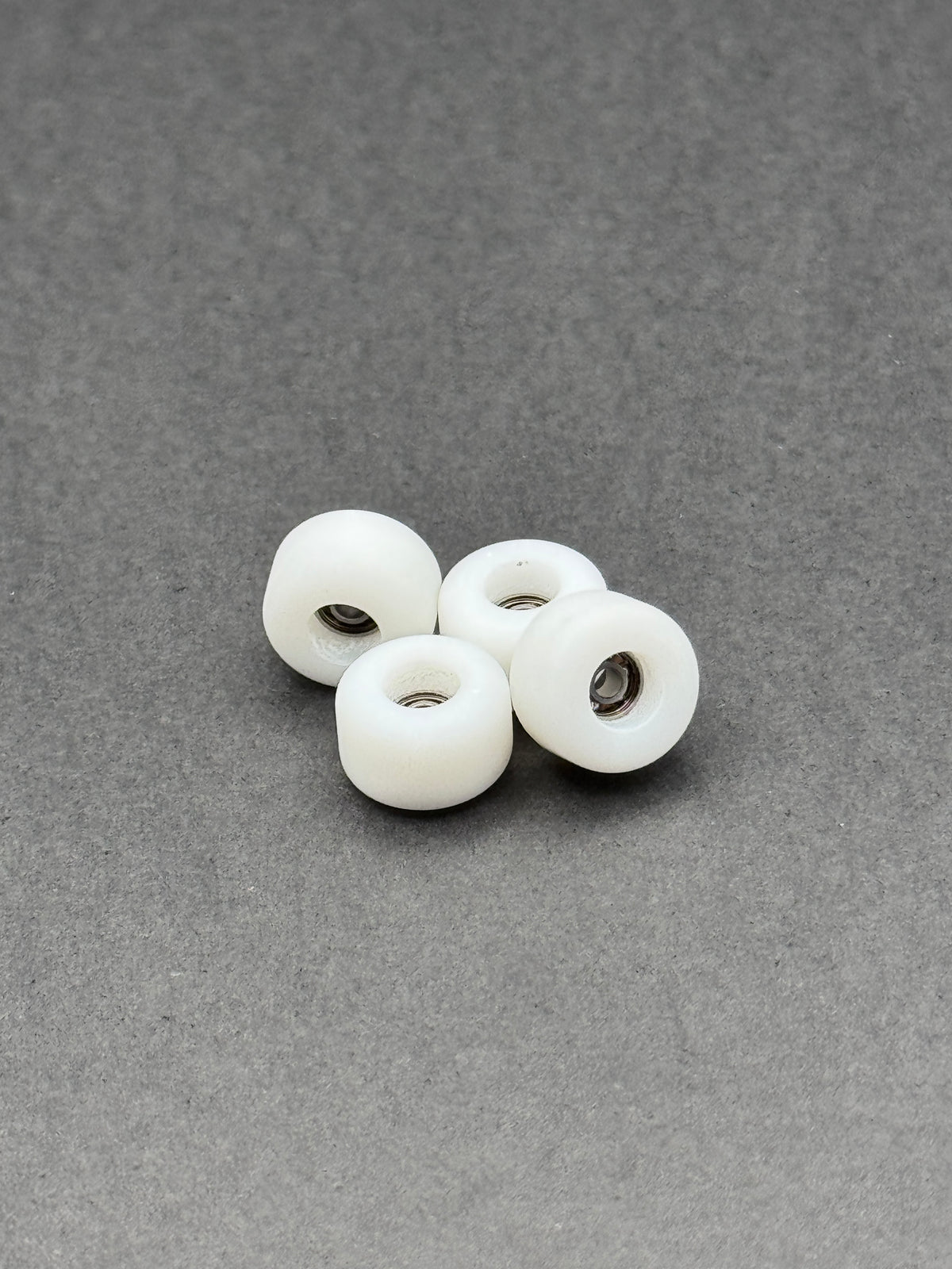 Zanesh*t Z4 8.8mm White Asphalt wheels