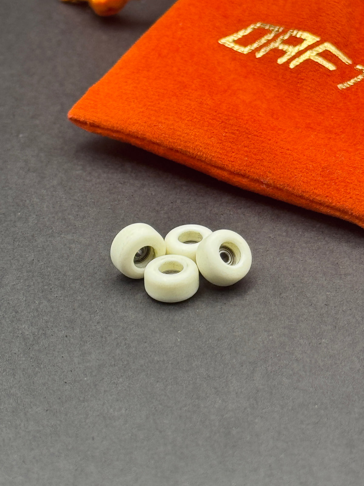 Daft Union Classic Bone White wheels