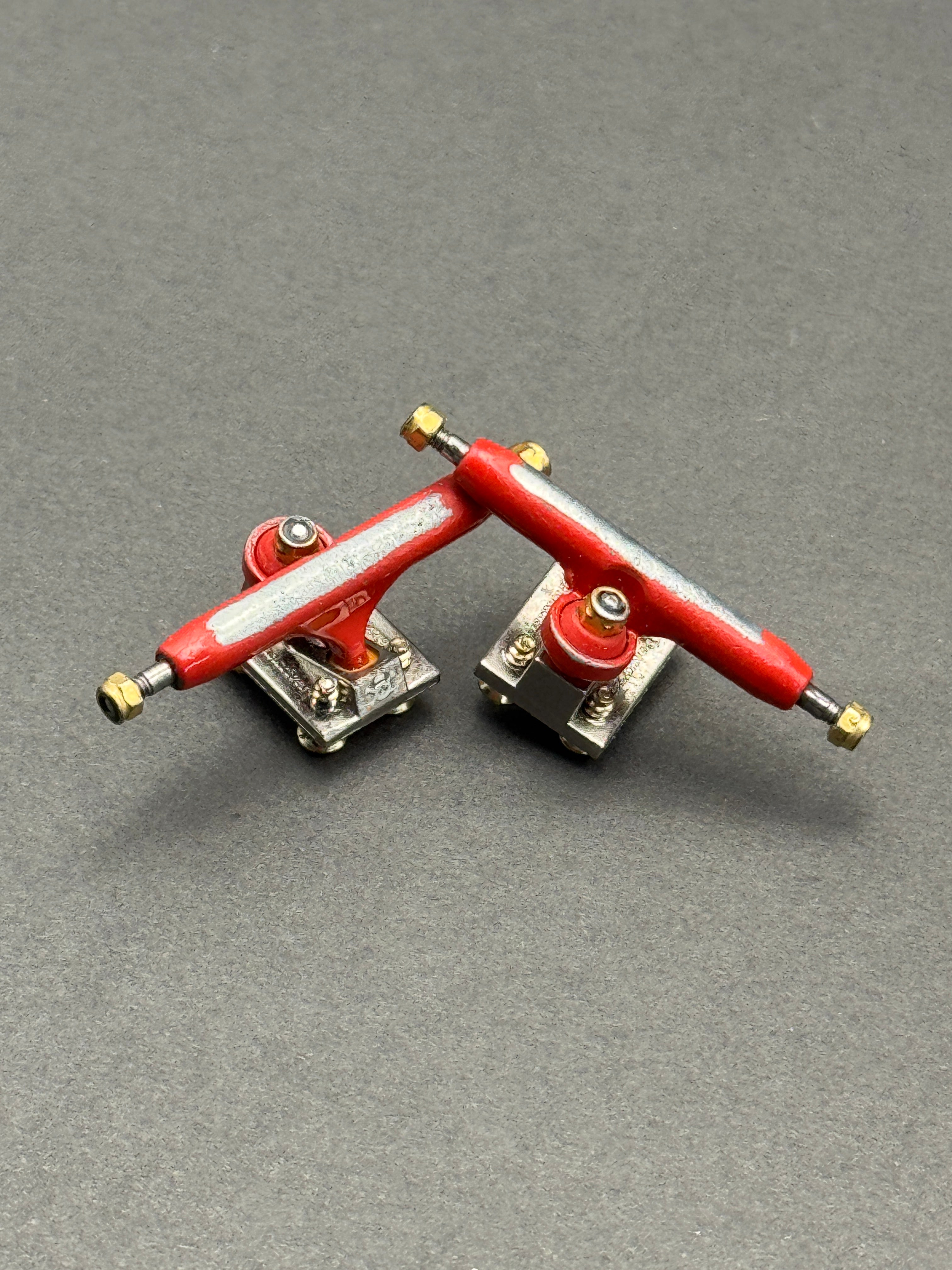 BlackRiver 3.0 32mm Red on Silver w/ Southsoft - Skated (A6)