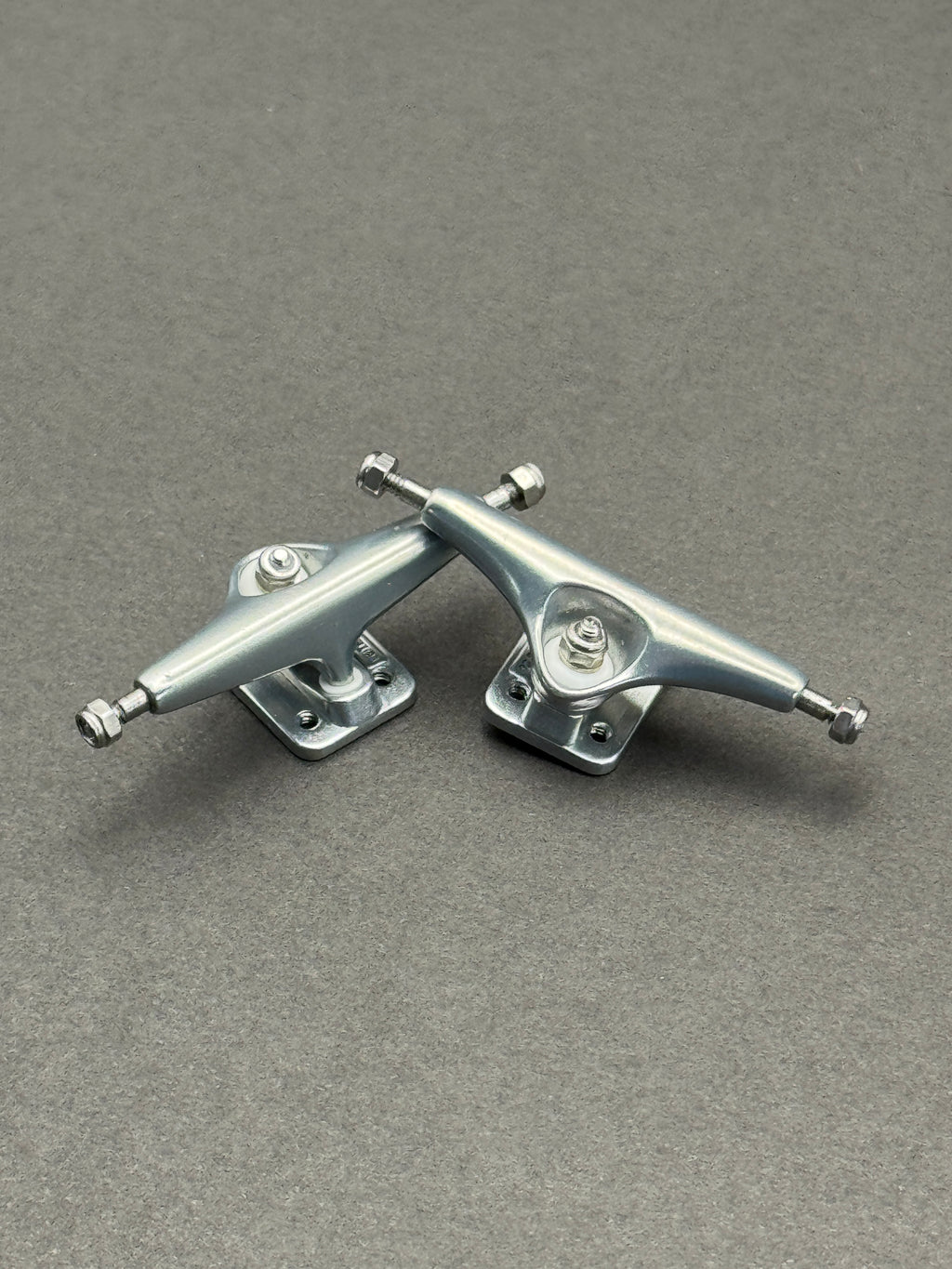 SB Trucks 33mm Silver - Fresh (C4)