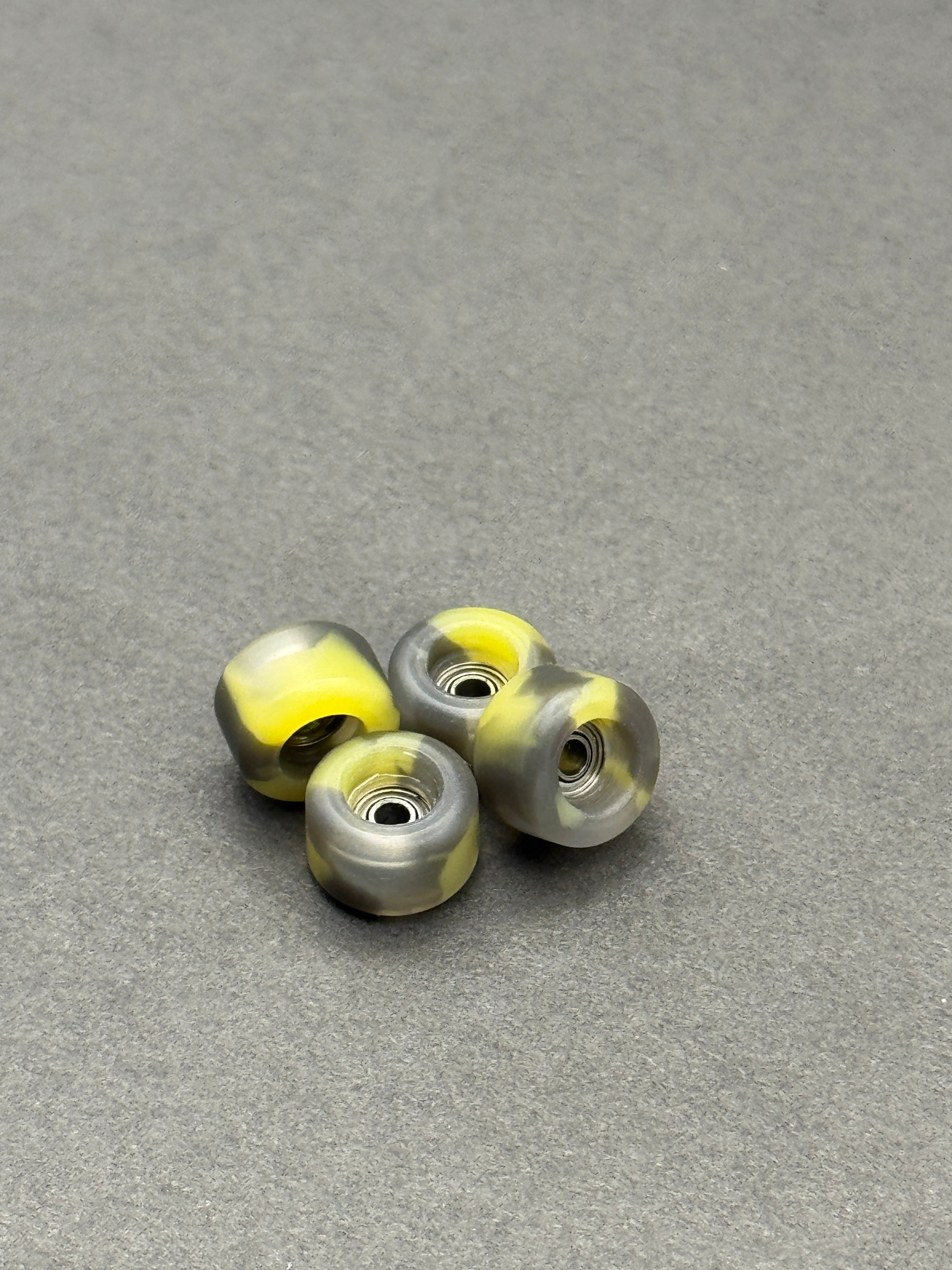 Obsius Street Yellow/Grey Swirl - Mild (A14)