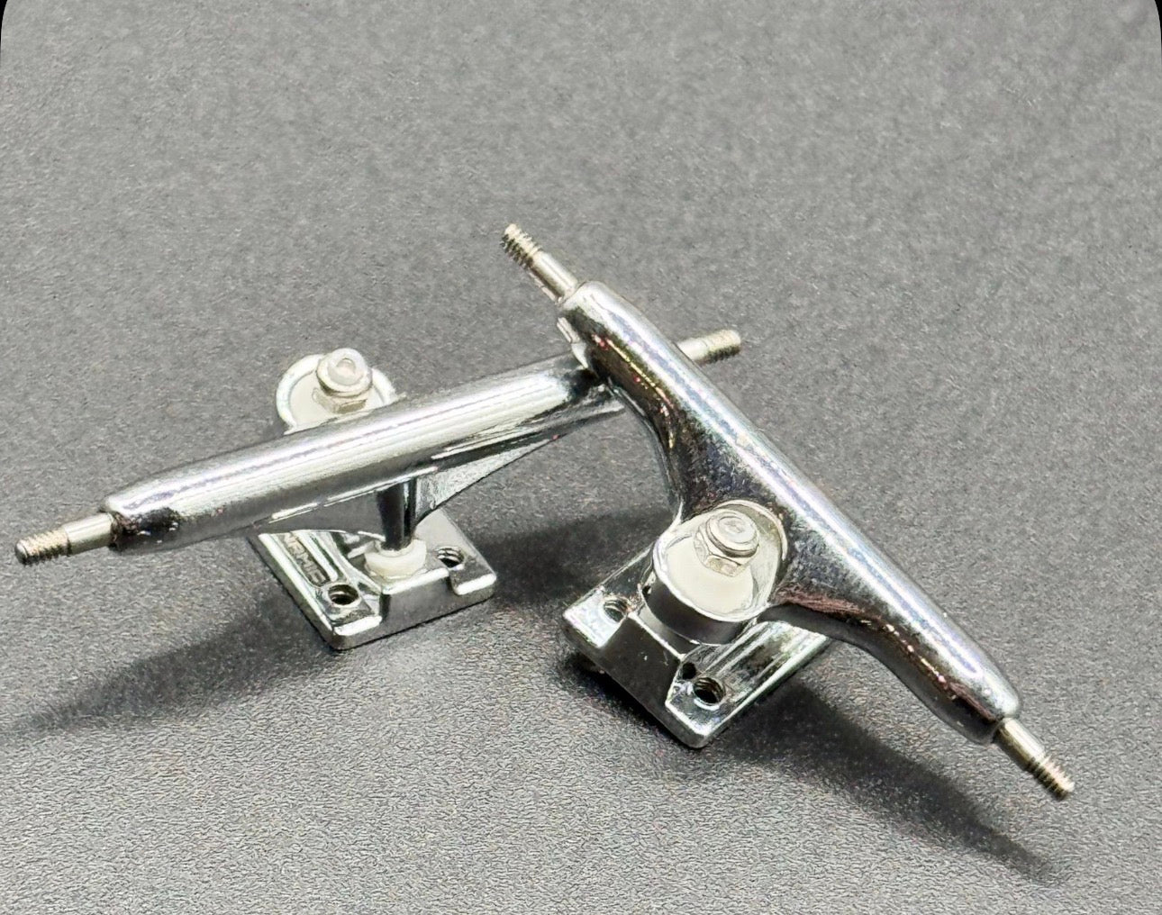 Dynamic SE Chrome Trucks - Fresh (Select Size)