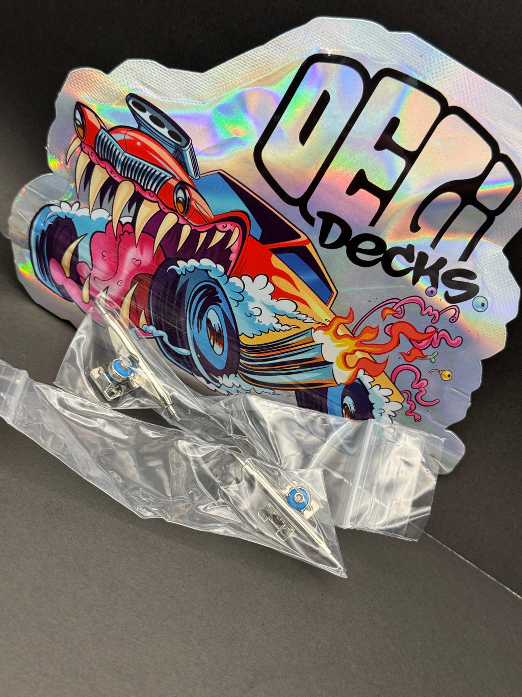 Deli Trux 34mm Chrome Standard Locknut Edition - Mint