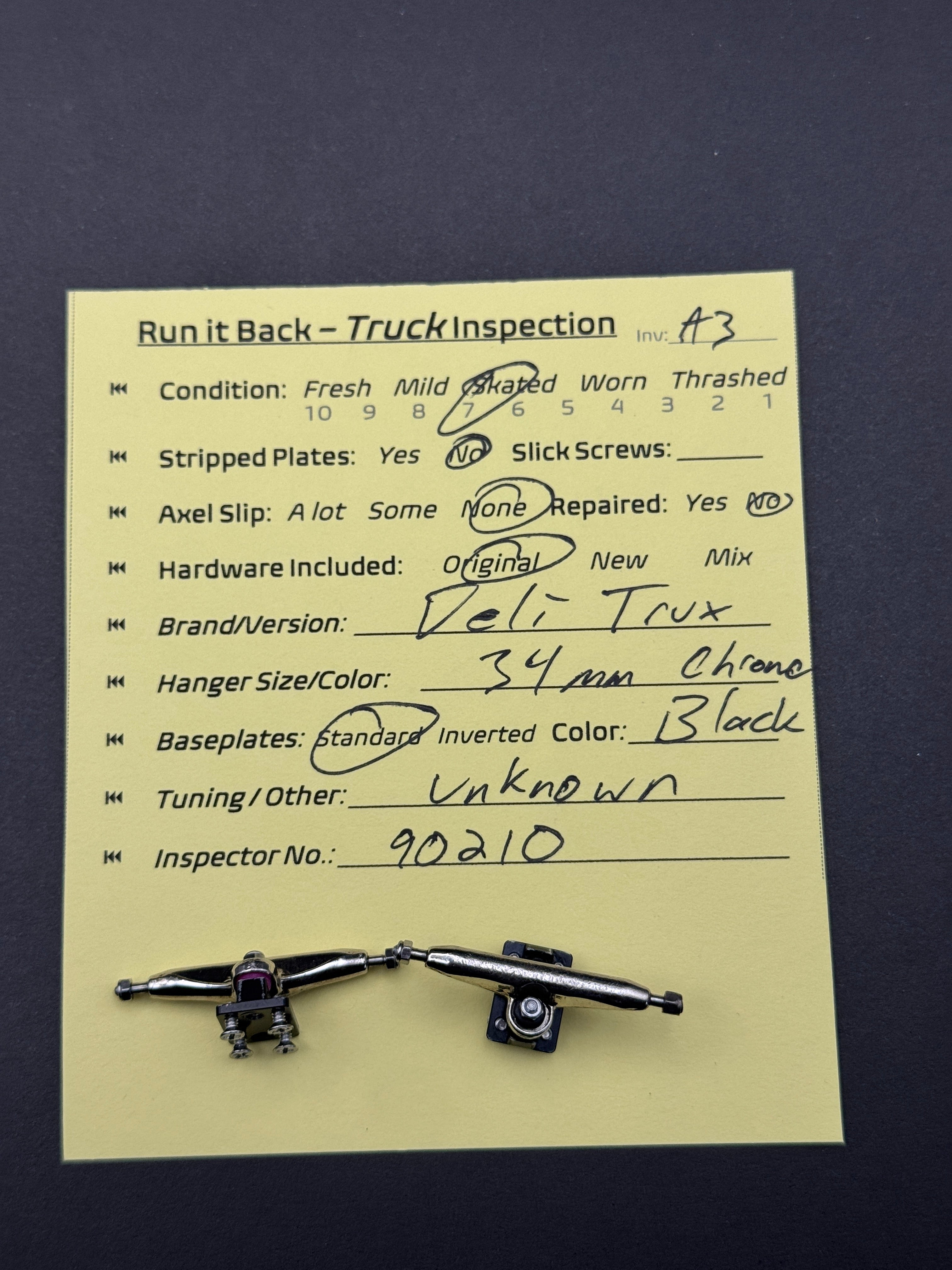 Deli Trux 34mm Chrome/Black - Skated