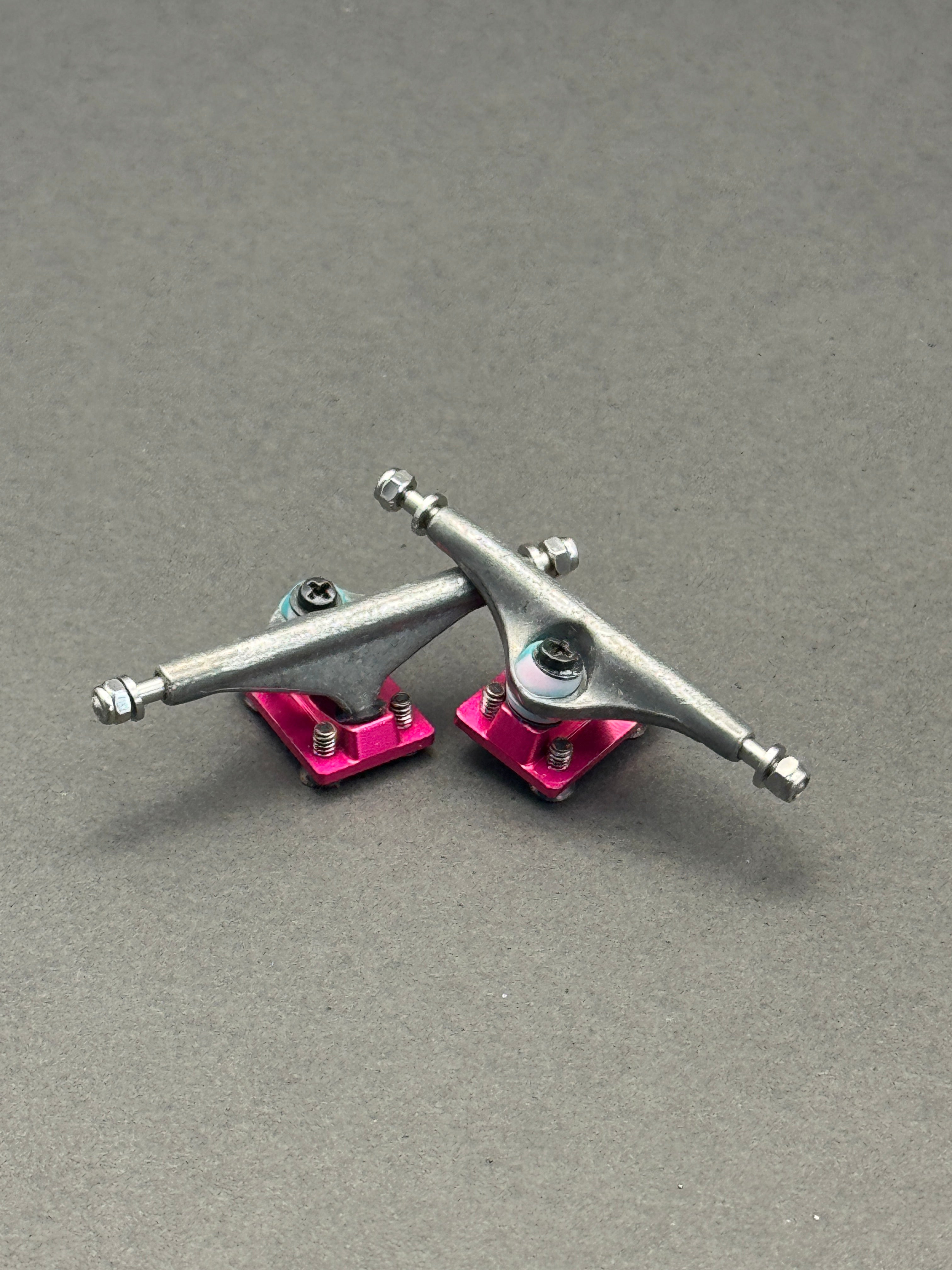 Caramel 3.0 + Vortex V3 34mm Raw/Raspberry - Skated