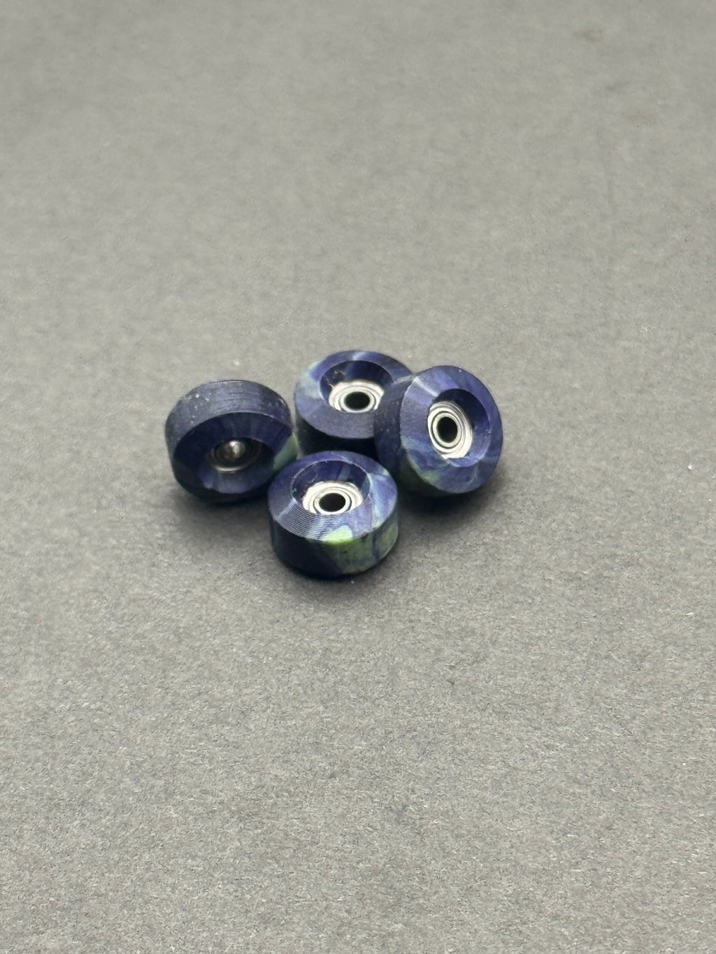 Blistered (Pre-Mike) 7.6mm Street OLD Purple/Green - Skated