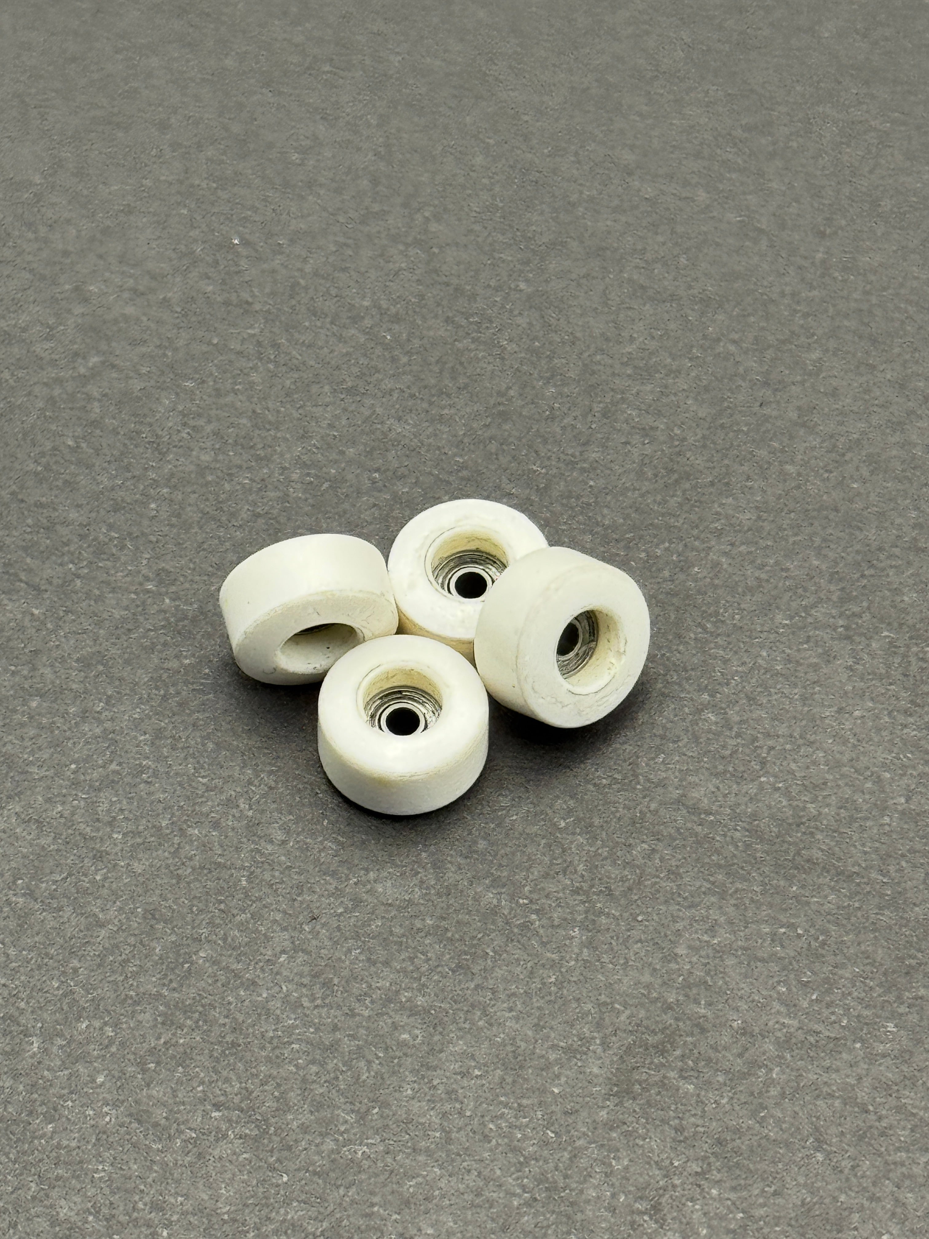 Joycult OG Classic Hwhite - Worn