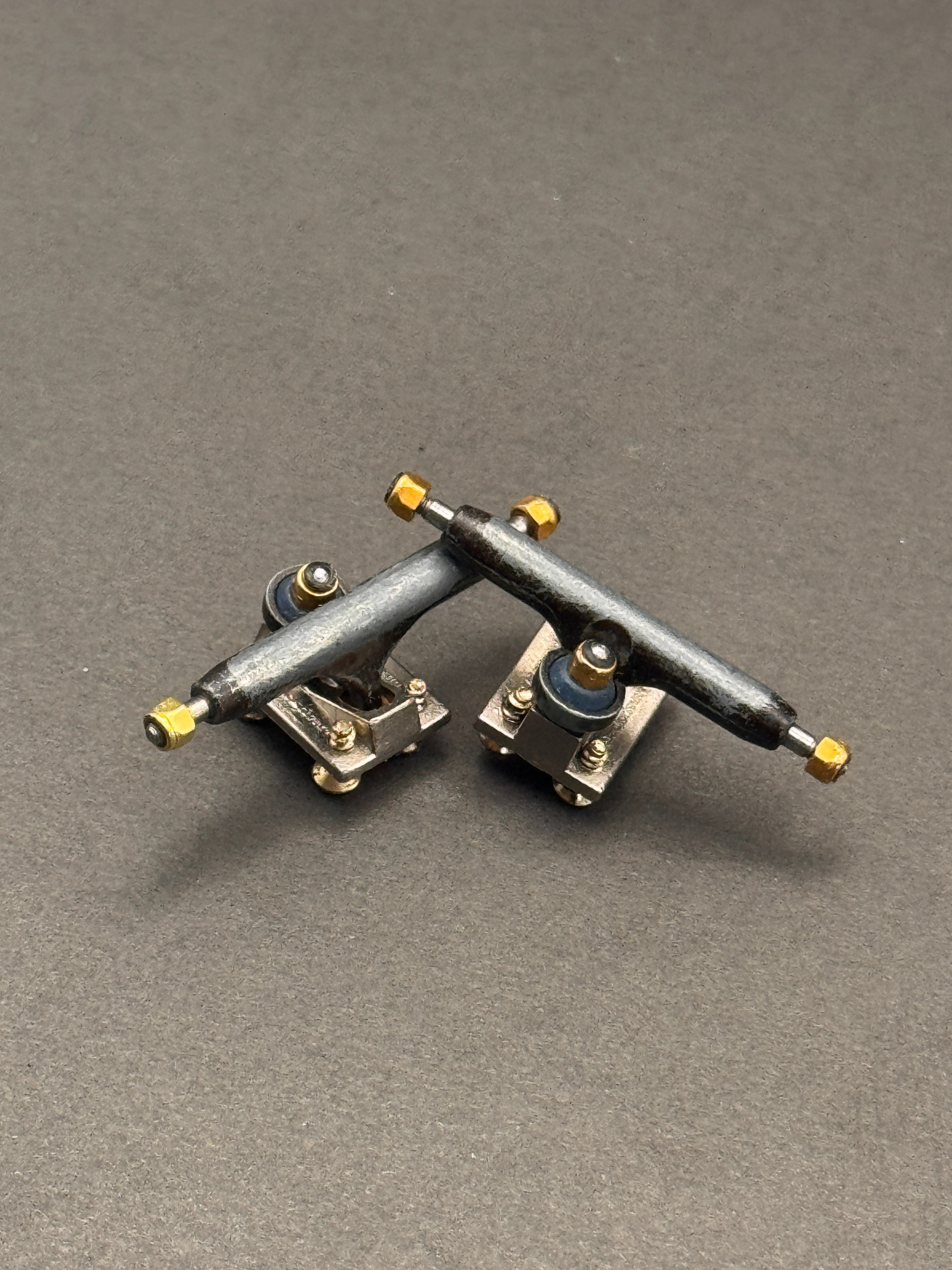 BRT 2.0 32mm Black/Silver - Worn