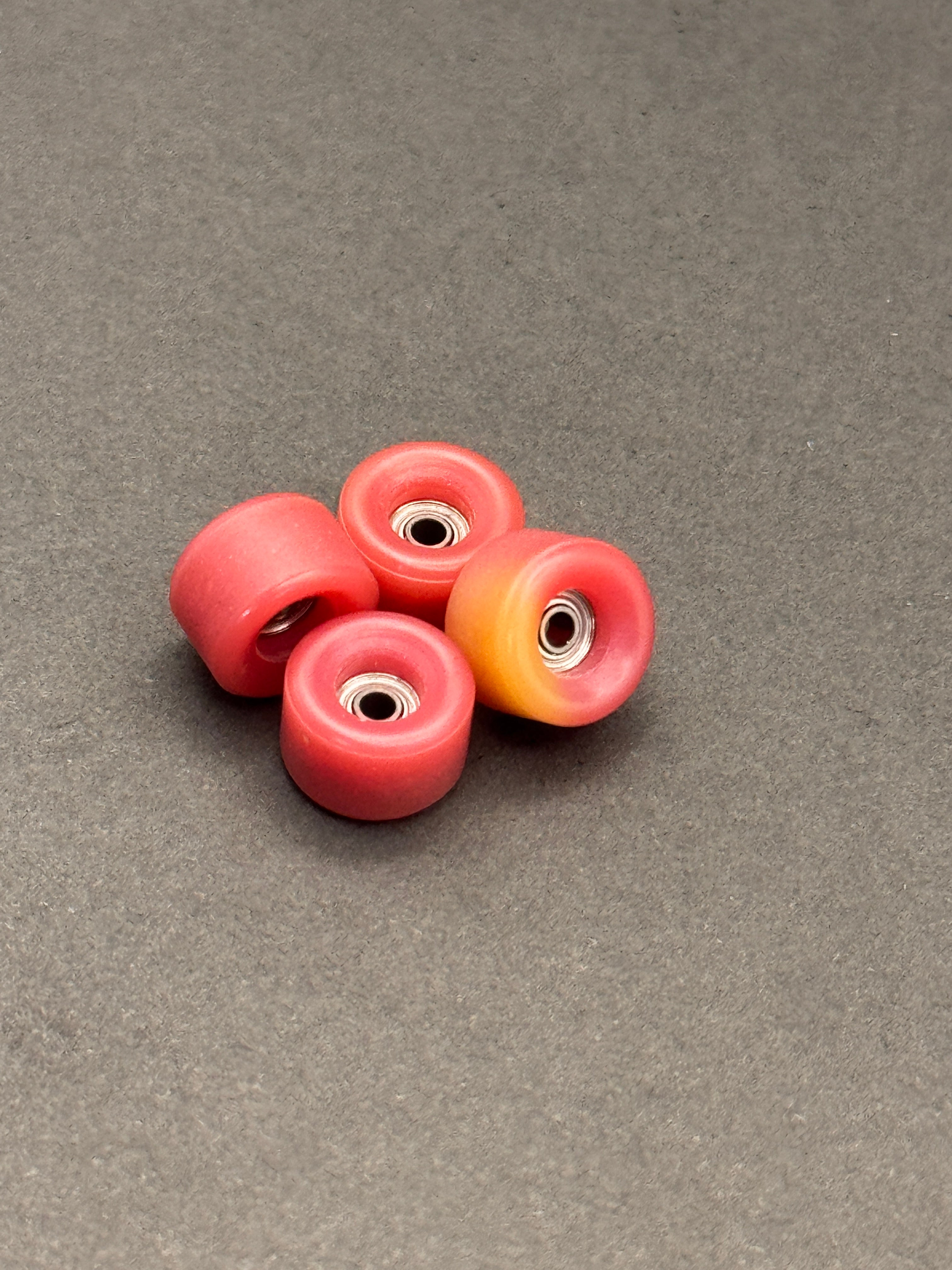 Lab Wheels Raw Pinkish→Yellow Thermal - Mild