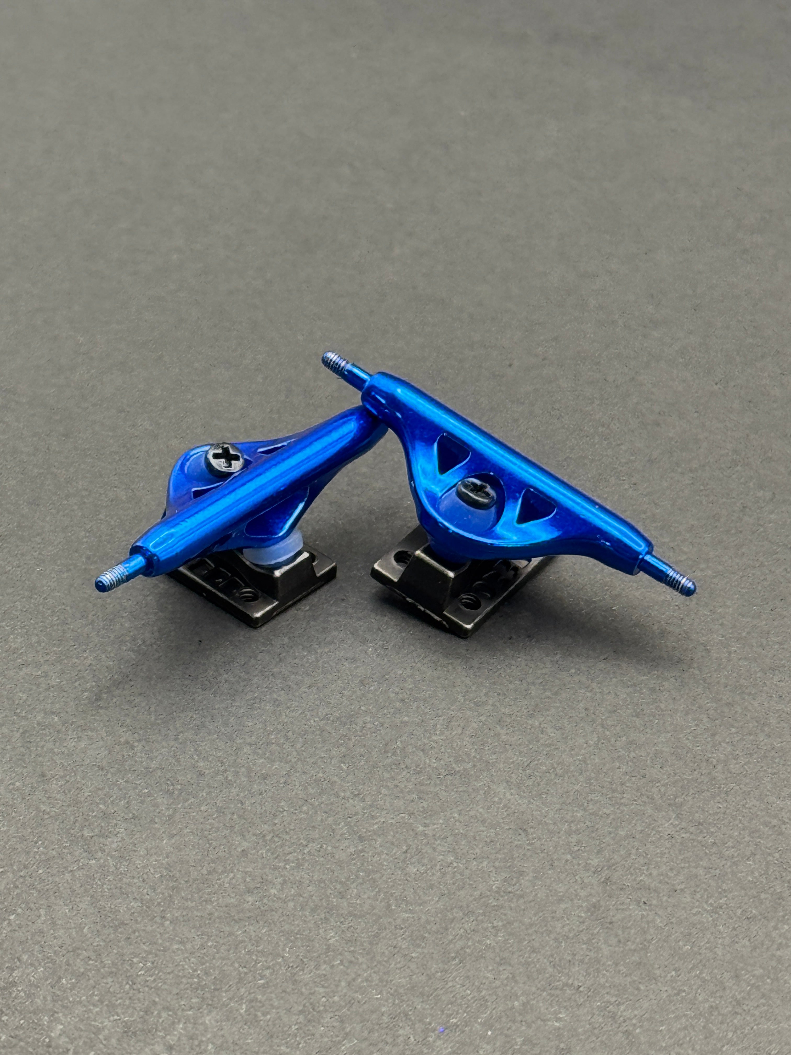 Obsius 32mm Blue/Gun Metal - Fresh