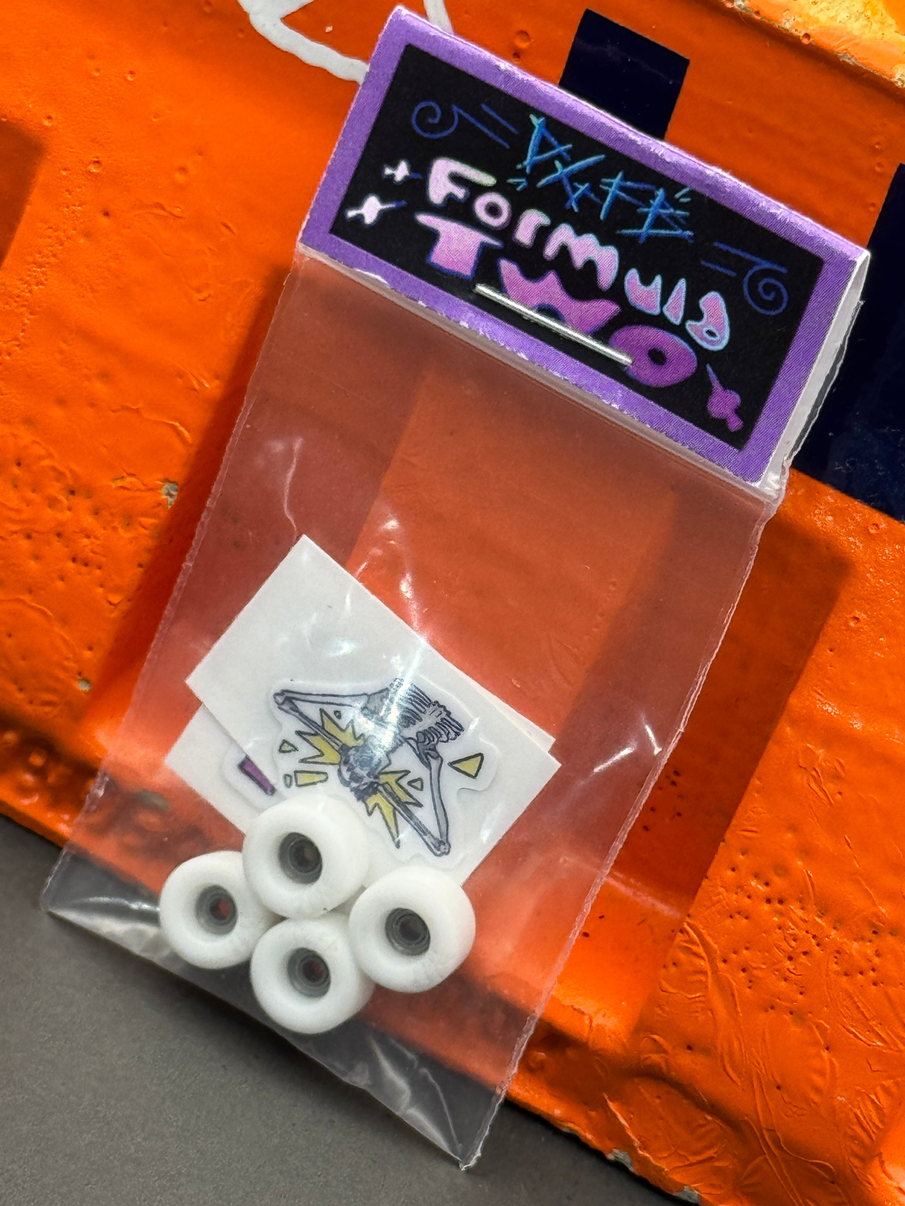 Dudeguy F2 Conical Whites - Mint