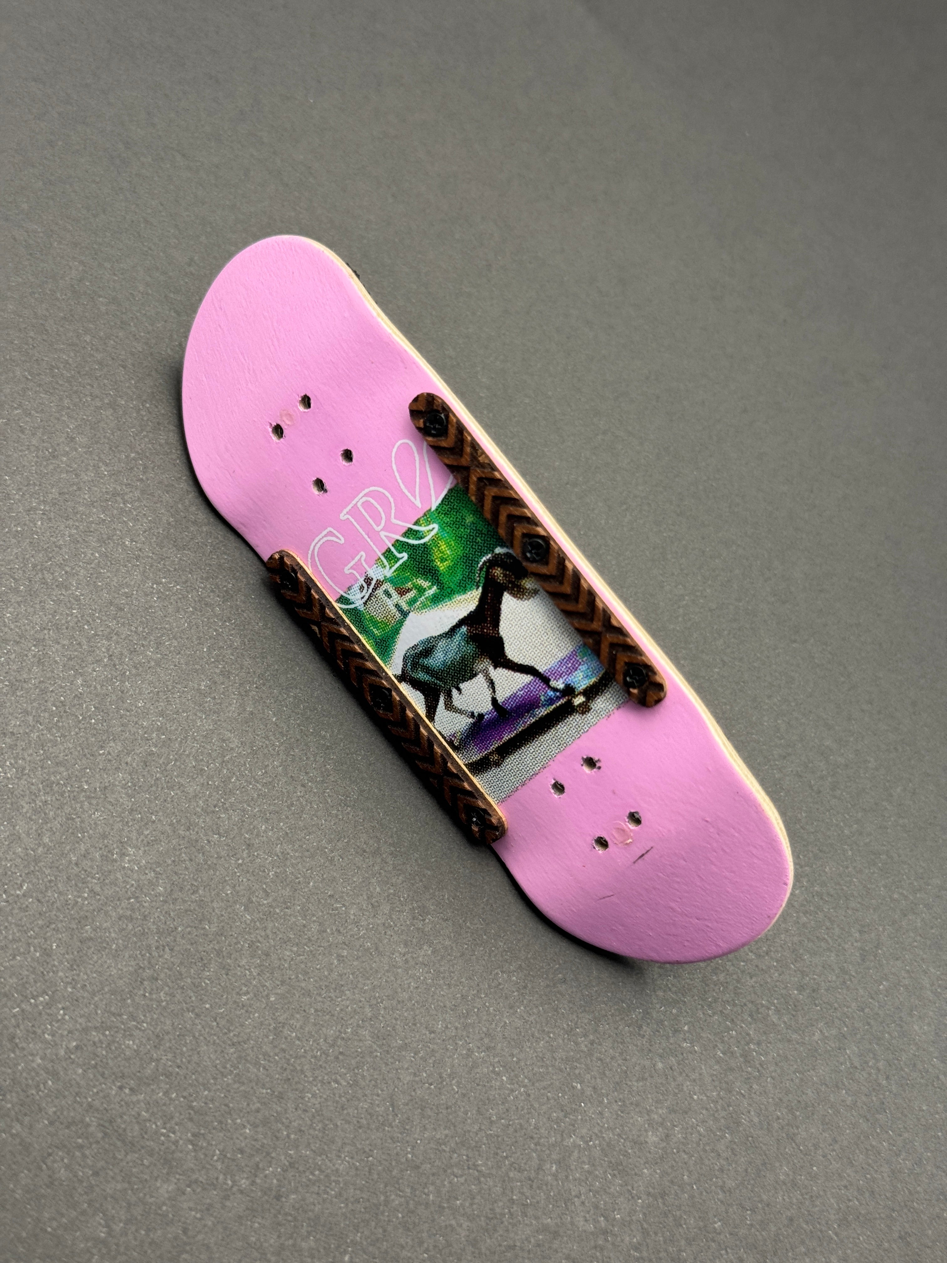Goat on the Road 33mm Hazy w/ Siggi Brause Rails - Mild