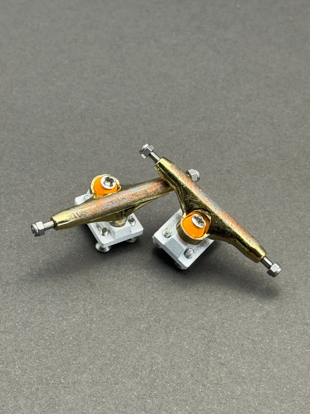 Dynamic 34mm Gold / White w/ Southsoft – Skated