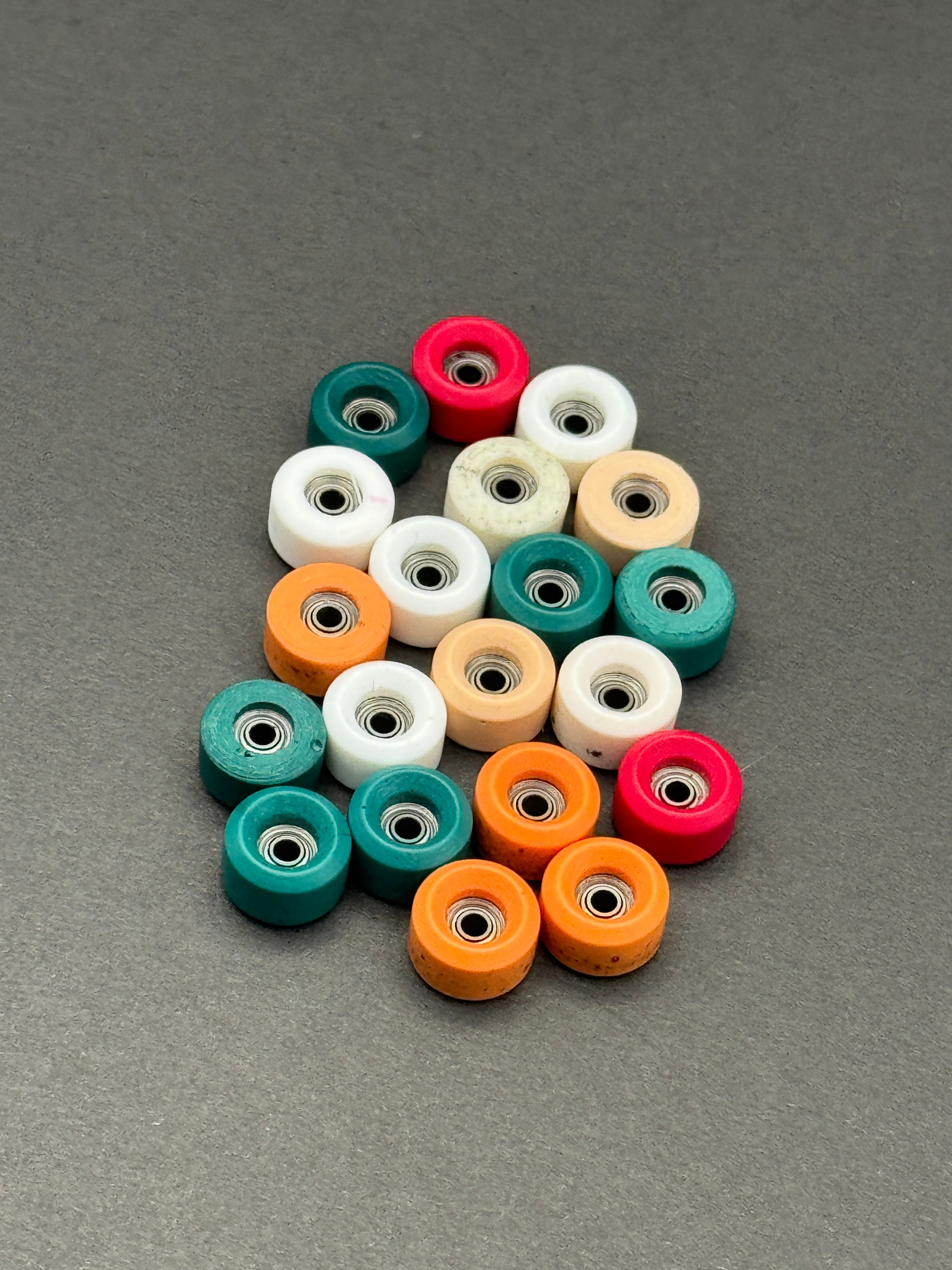 Abstract (A+B Stock) 7.5mm Conical Focus / Party Packs – Skated