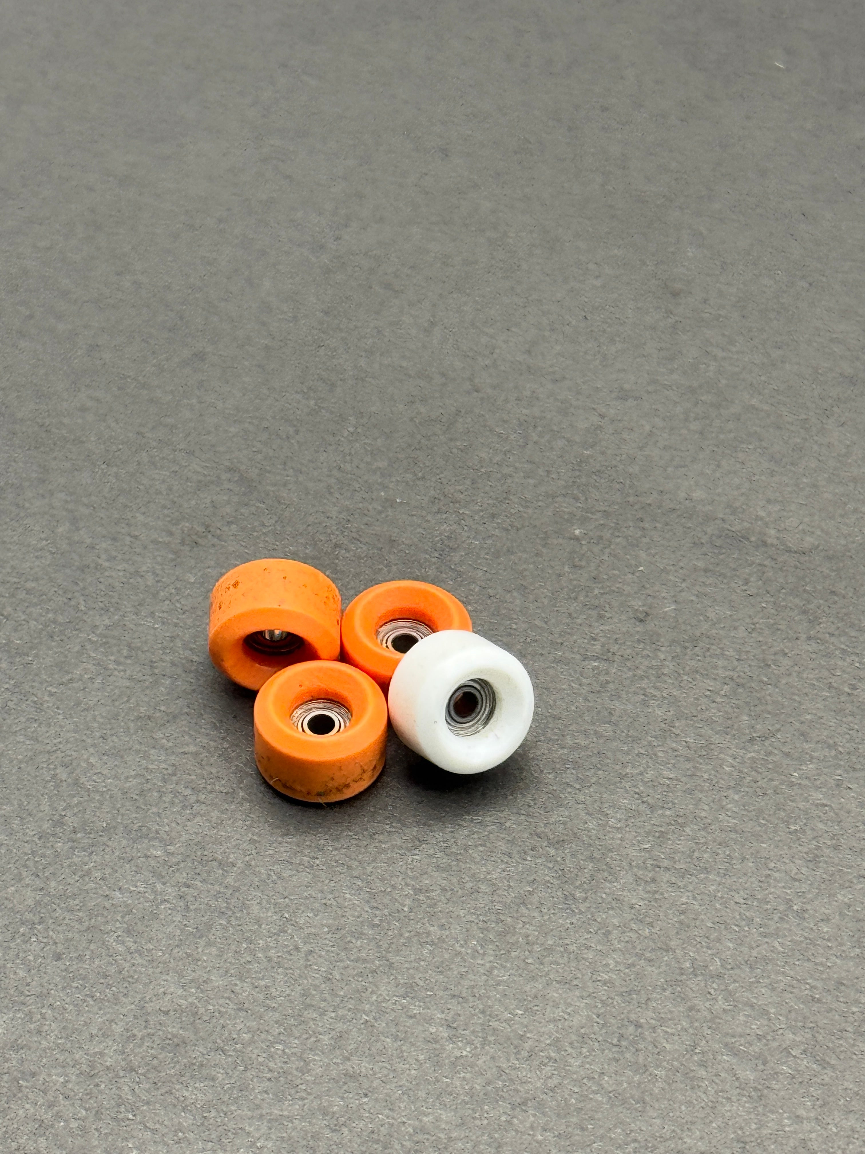 Abstract (A+B Stock) 7.5mm Conical Focus / Party Packs – Skated