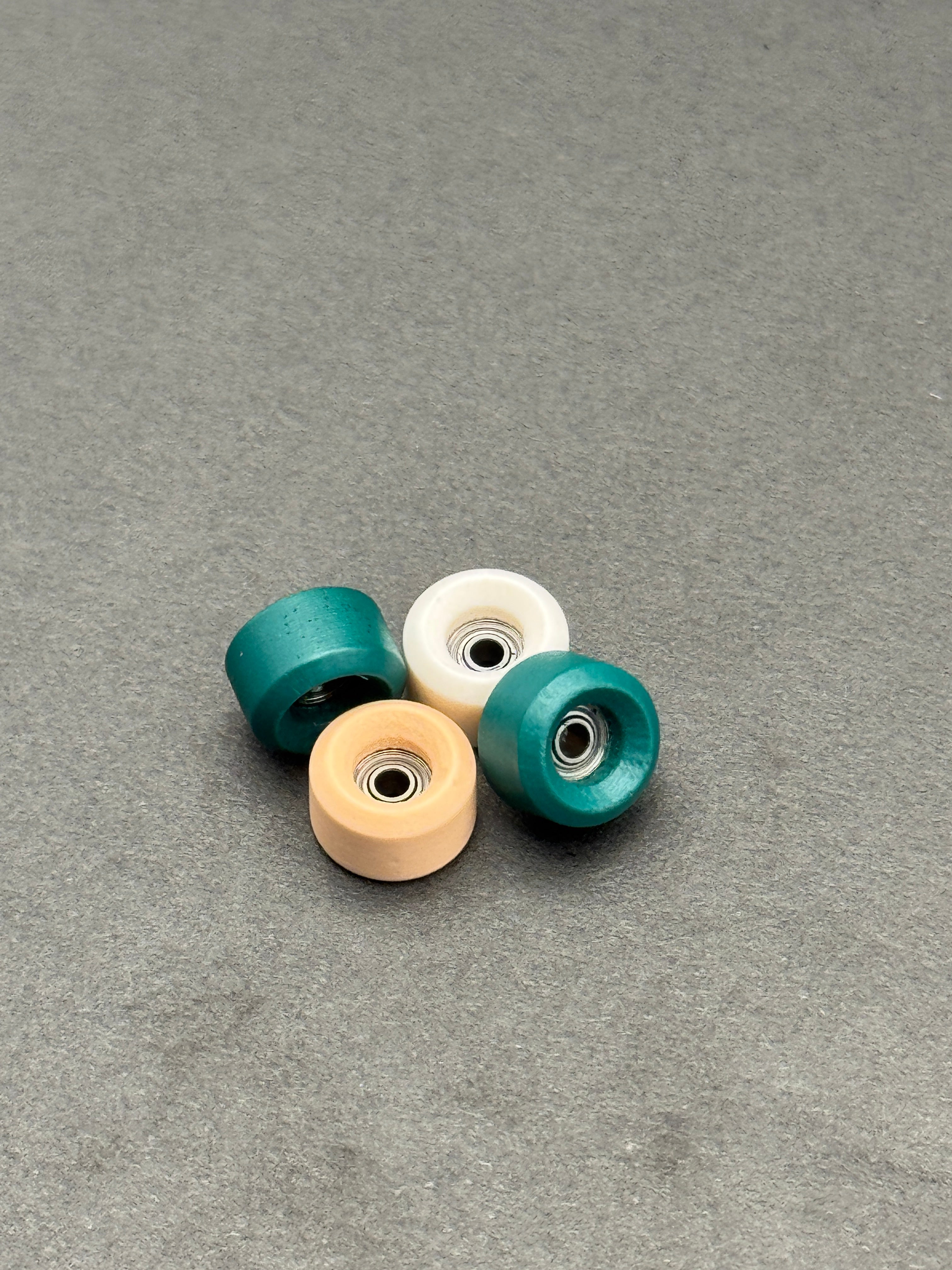 Abstract (A+B Stock) 7.5mm Conical Focus / Party Packs – Skated