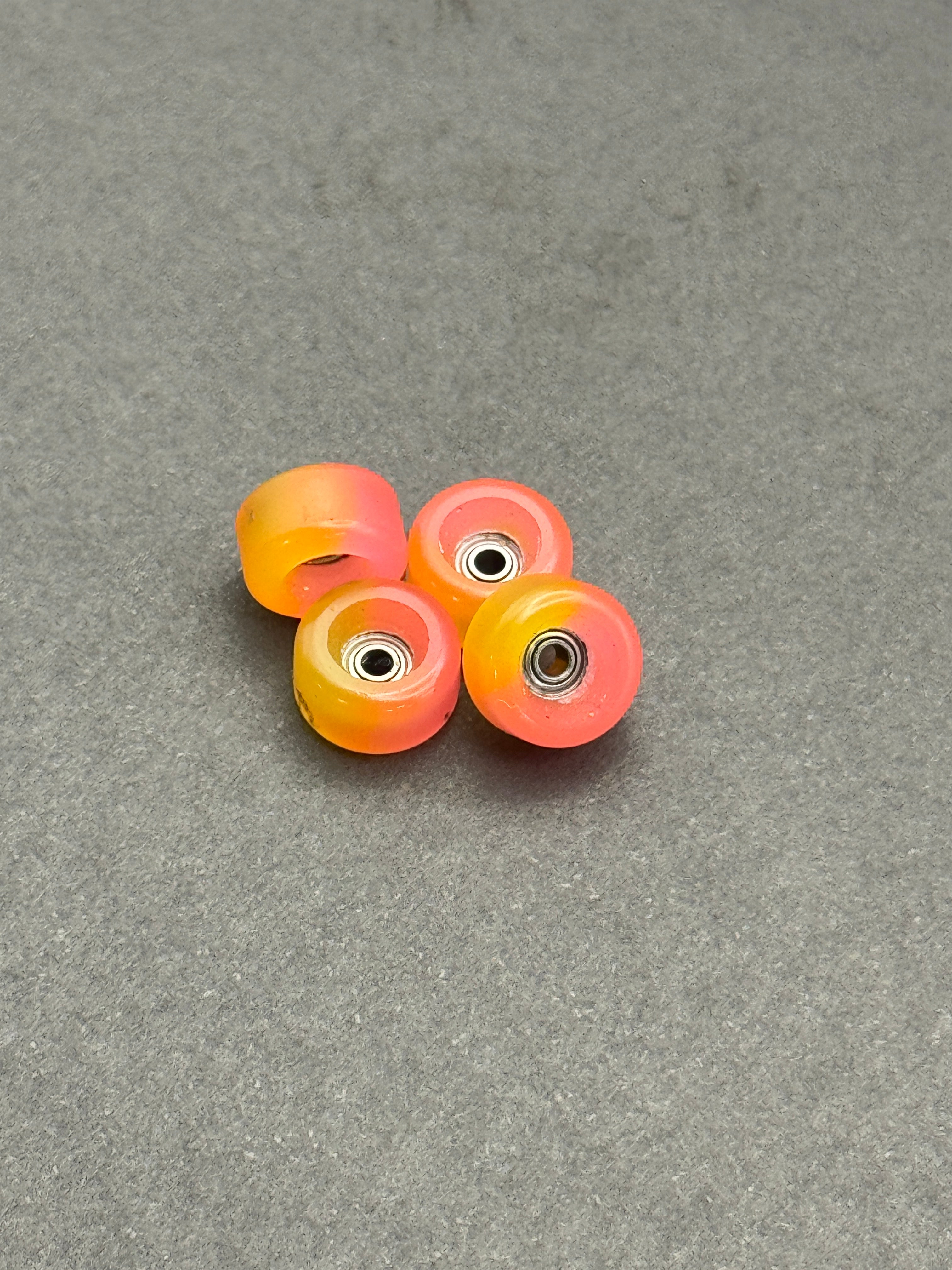 Wysocki Basic Pink/Yella – Skated