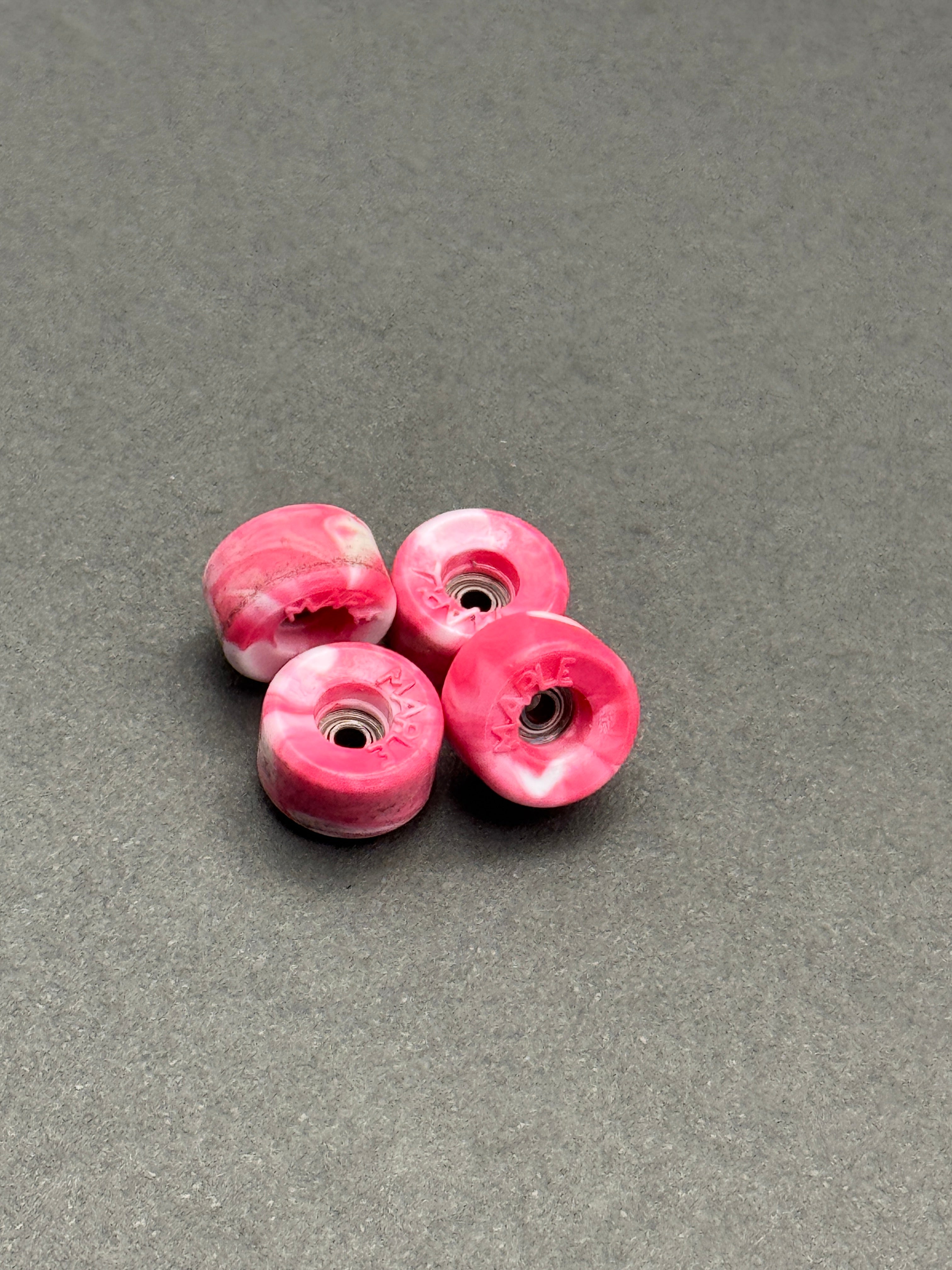 Maple Wheels Bowl Pink/White Swirl – Mild/Skated