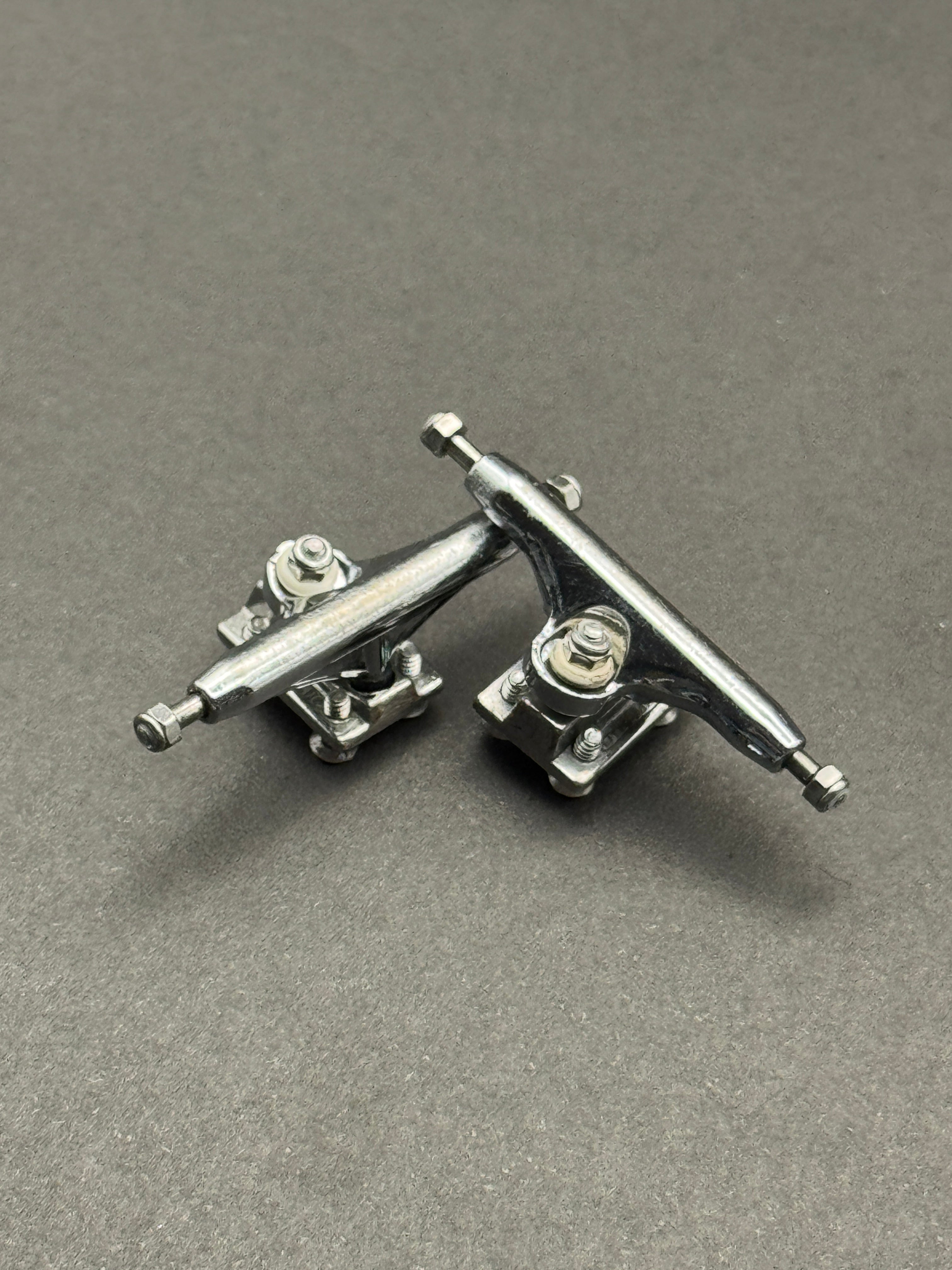Dynamic SE 34mm Chrome – Skated