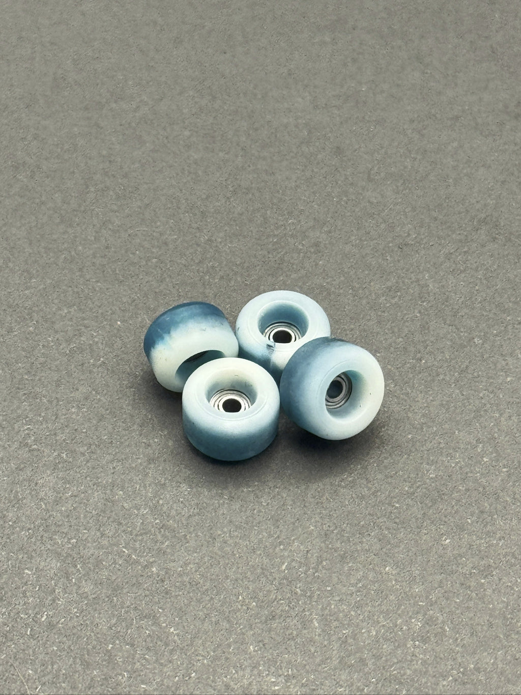 Blistered x Flatface Cowart Gummy Sharks – Mild