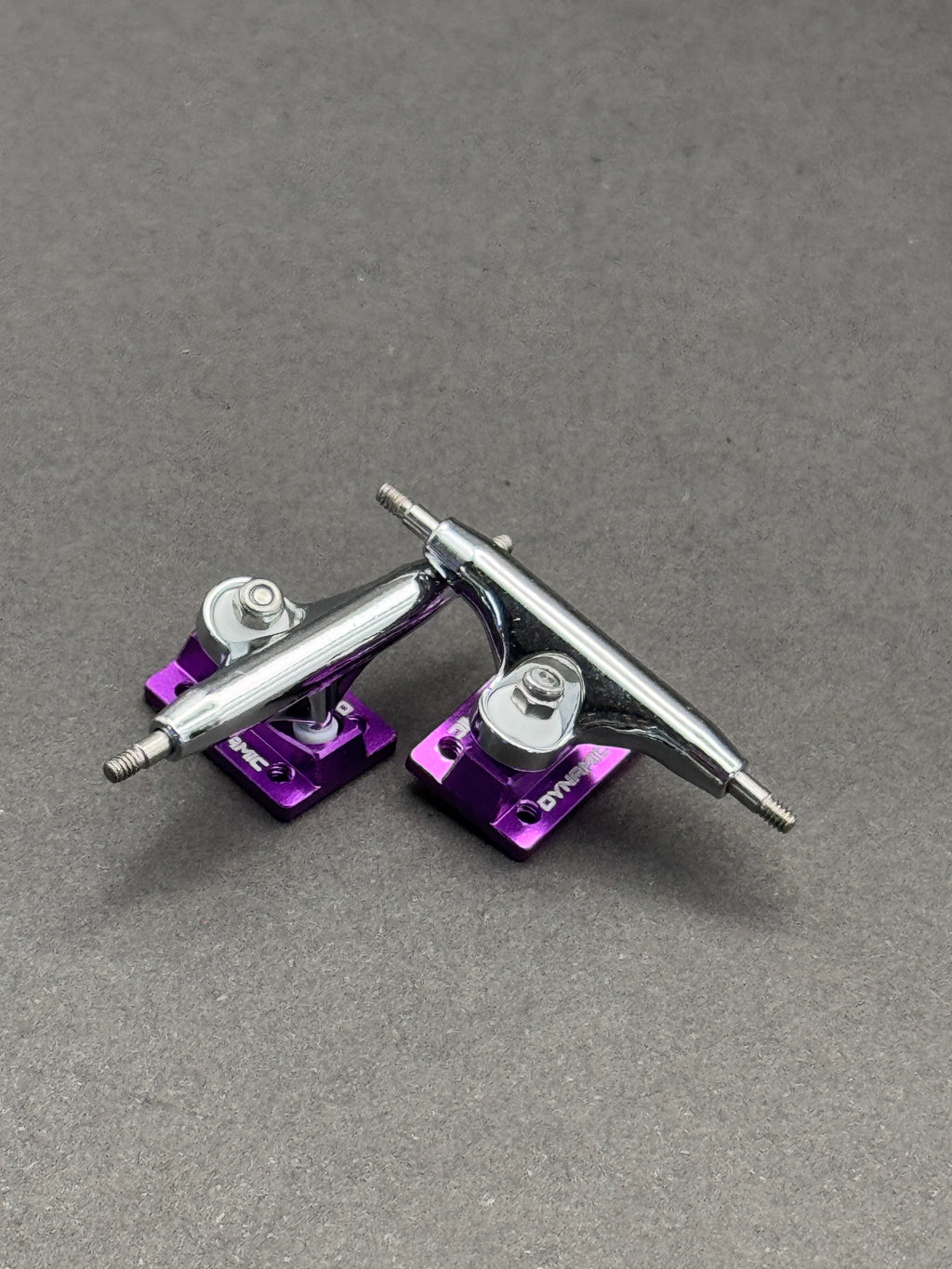 Dynamic SE 29mm Chrome Hanger / Color Plates (Select Color) – Fresh