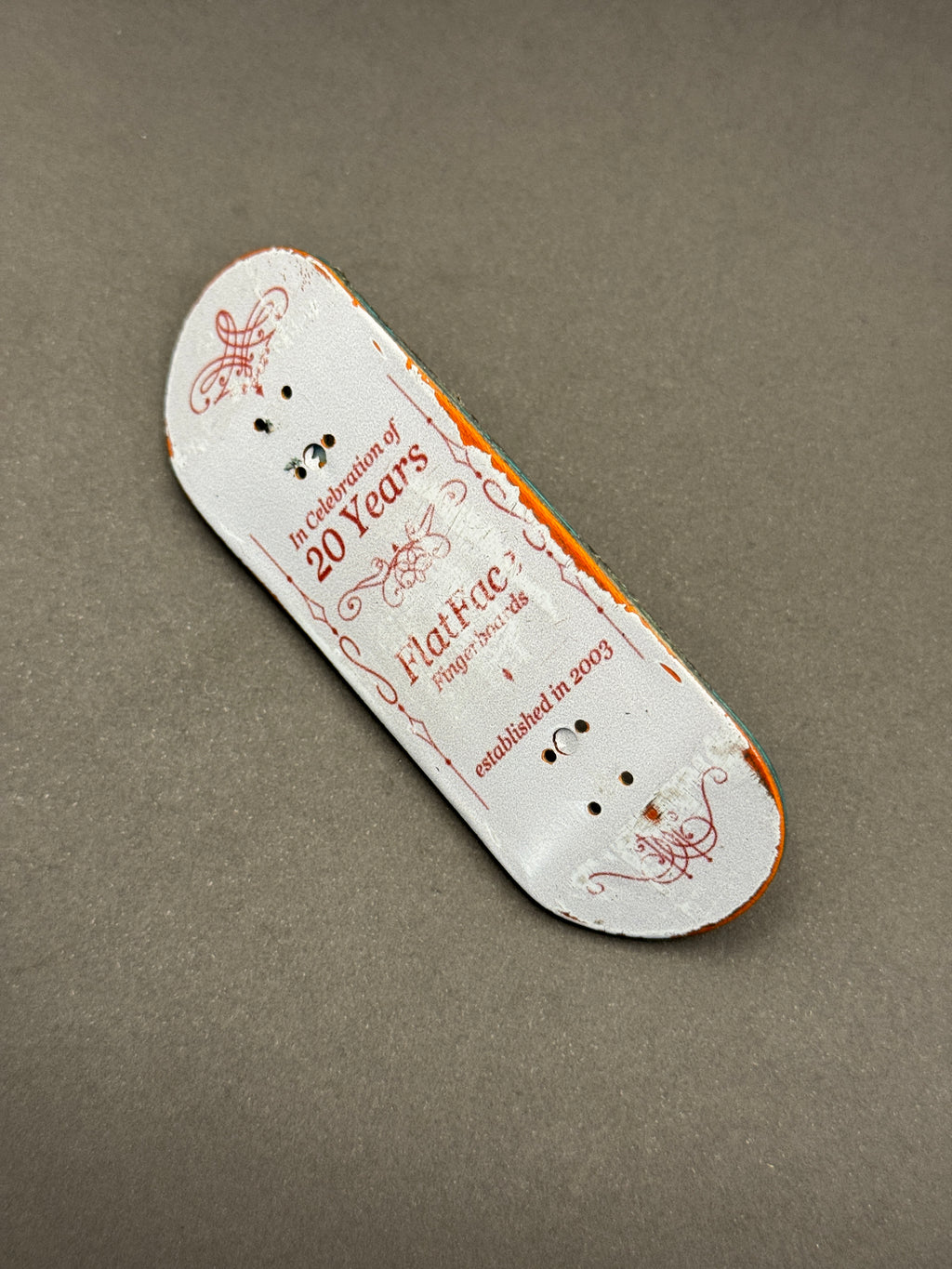 Bonk 34mm Mountain - deck graphic side