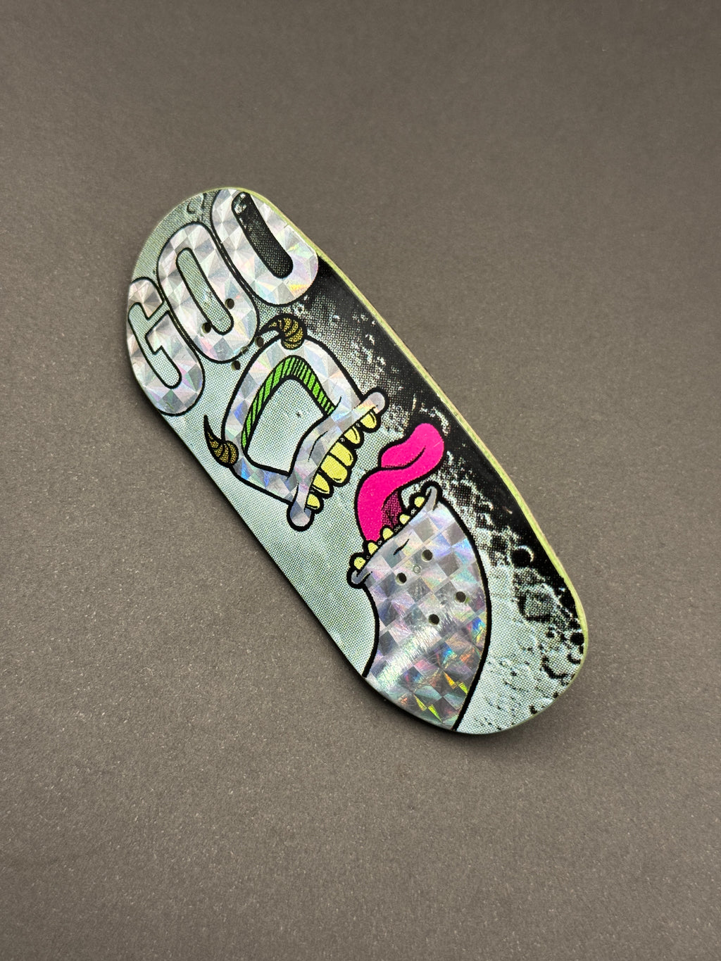 Goo Ltd. 37mm Geothax Mid (Old) - deck graphic side